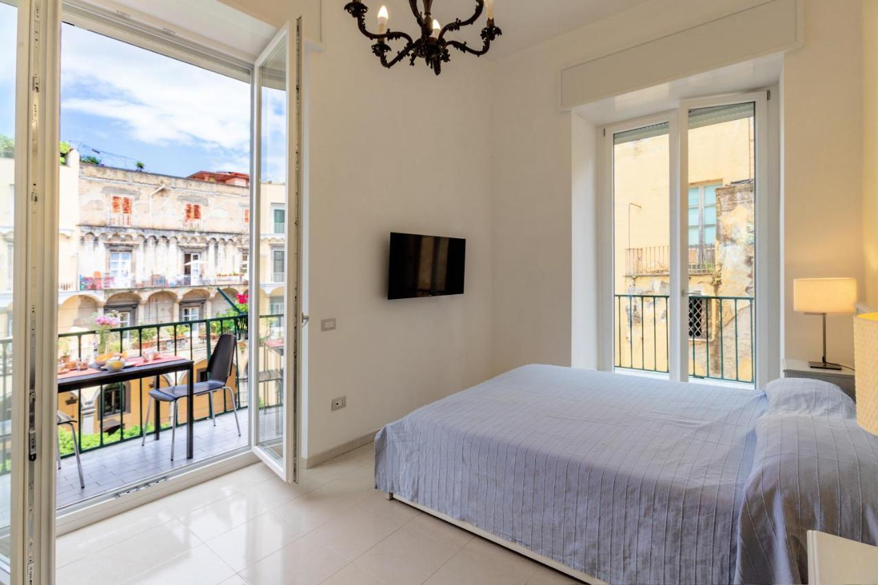 Cloistervista Apartment نابولي المظهر الخارجي الصورة
