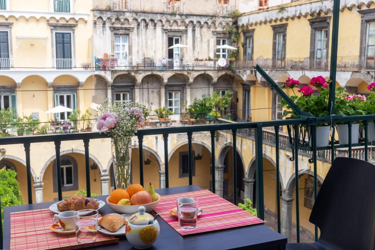 Cloistervista Apartment نابولي المظهر الخارجي الصورة