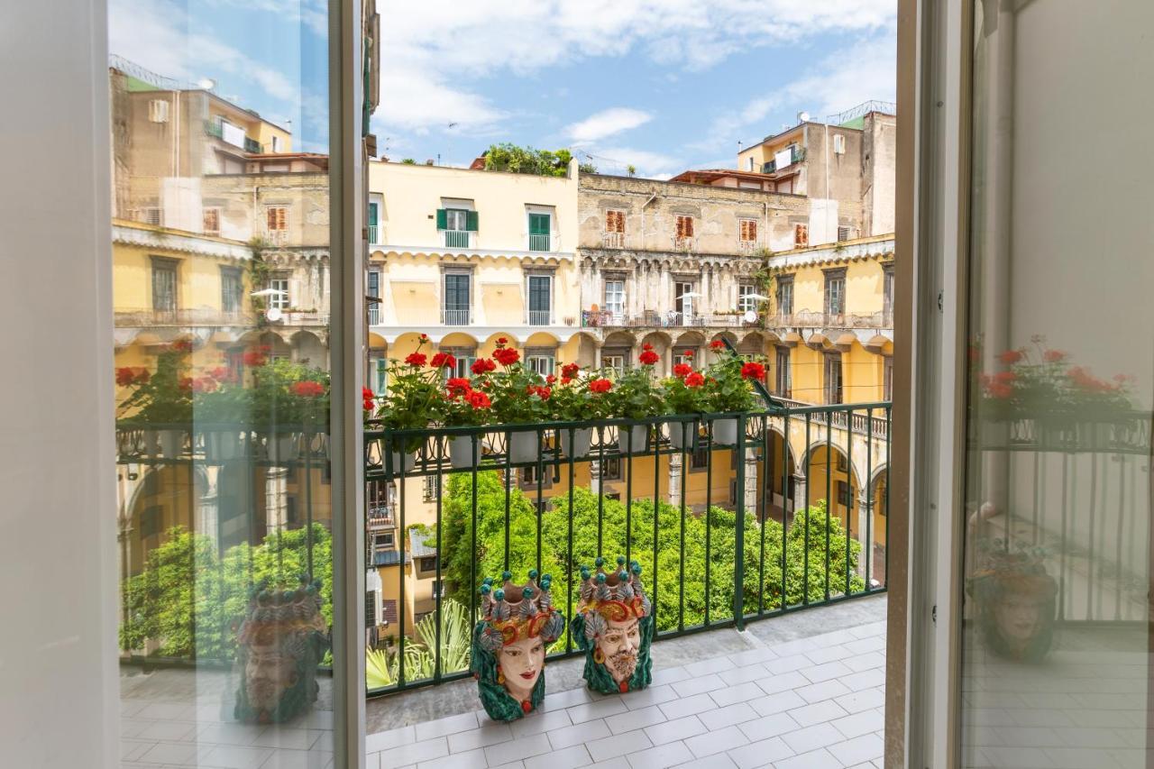 Cloistervista Apartment نابولي المظهر الخارجي الصورة